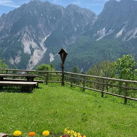 Dafne Dolomites Apartment